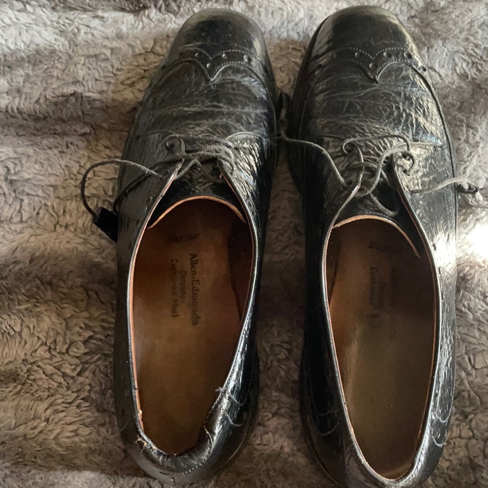 Rare Allen Edmond shark skin shoes